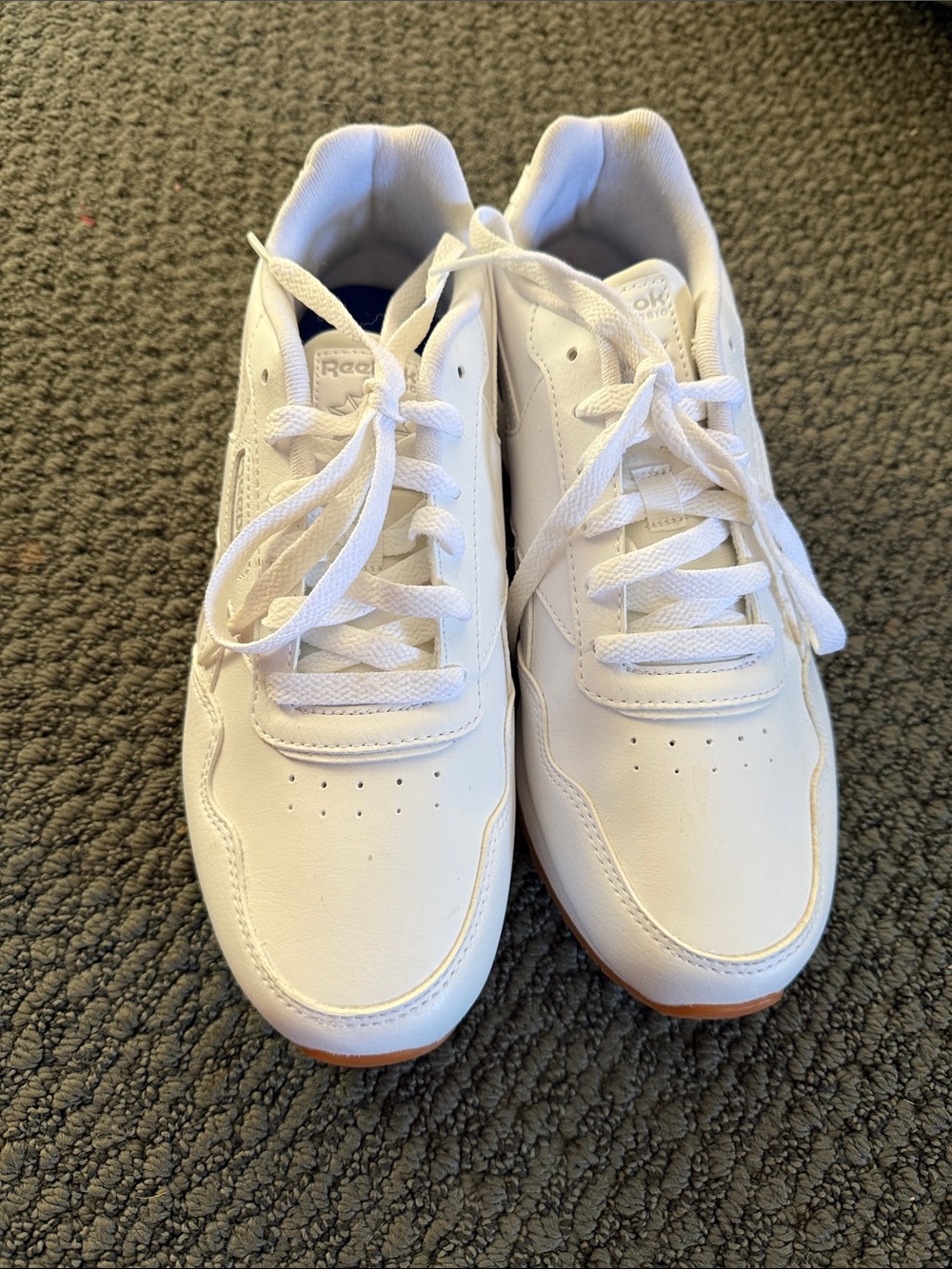 Reebok Womens White Leather Lace-Up Sneakers